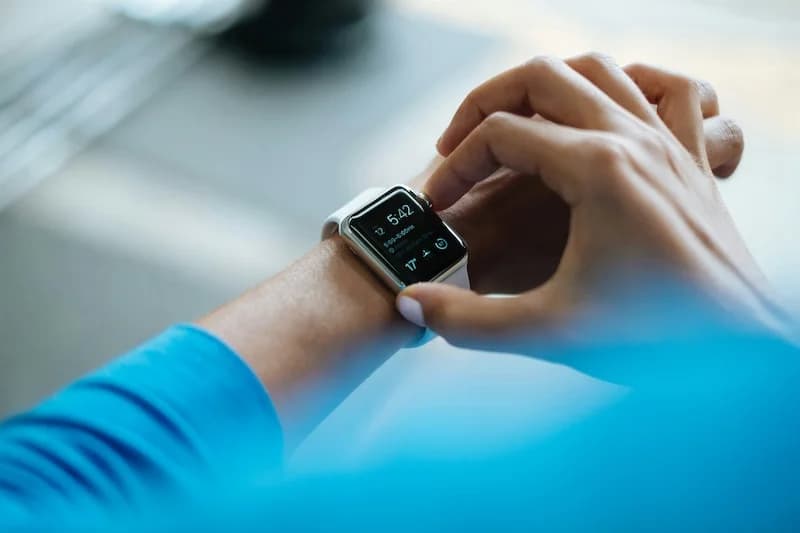 Why Your Step Count Differs Between Phone and Smartwatch (And What to Do)
